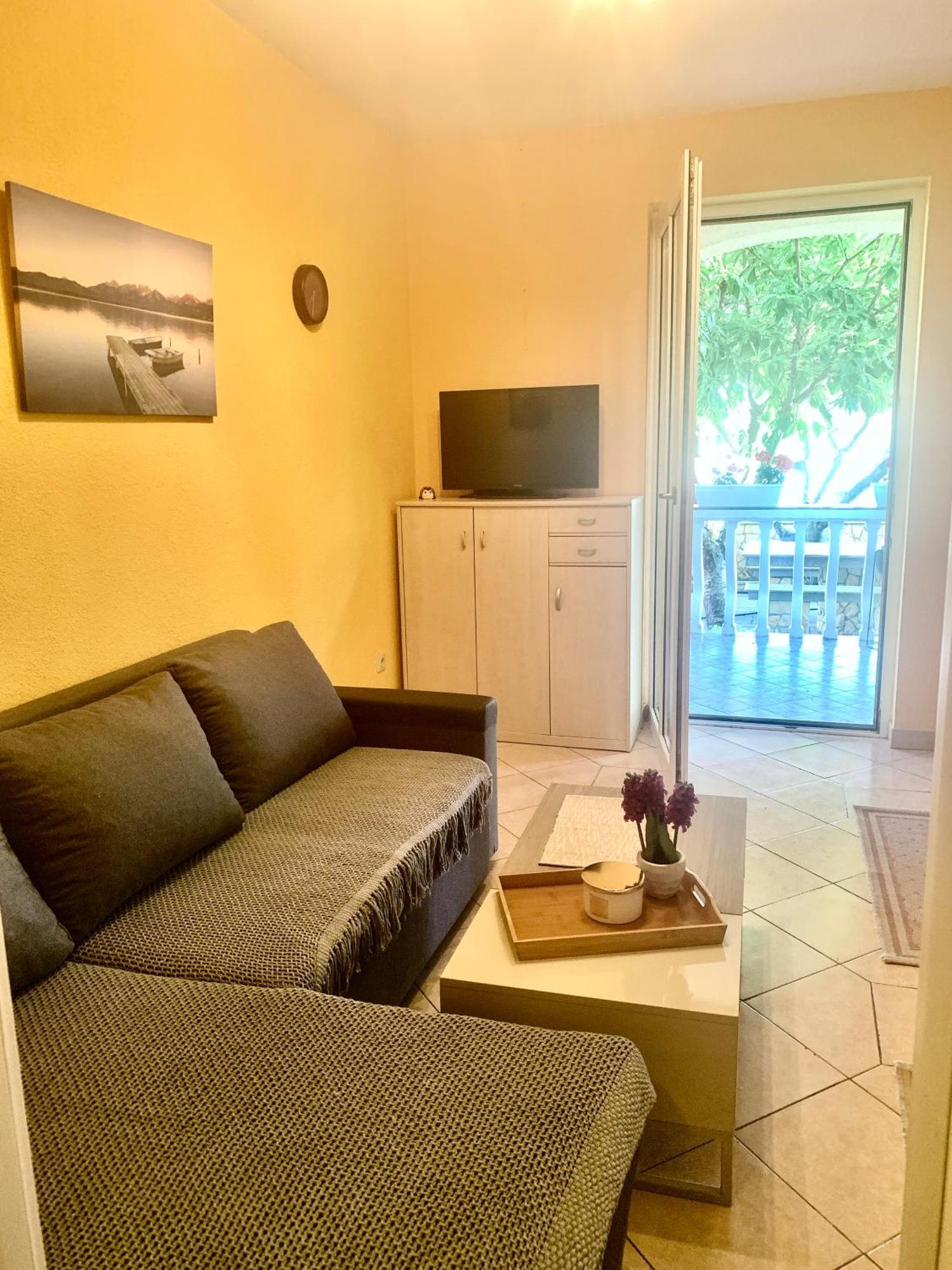 Casa Mare Rtina Garten Zwei Baeder Eg ภายนอก รูปภาพ
